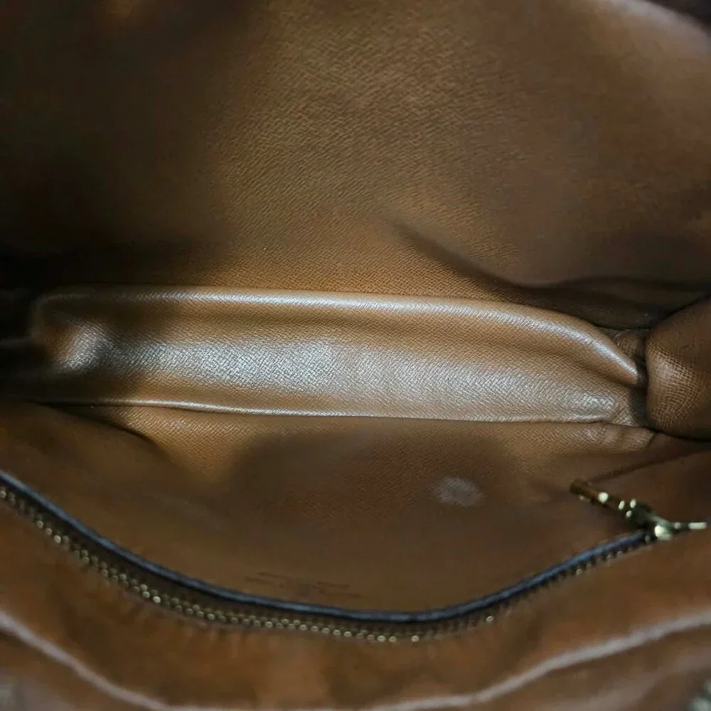 Louis Vuitton Monogram 23cm Trocadero Shoulder Bag - Picture 8 of 12